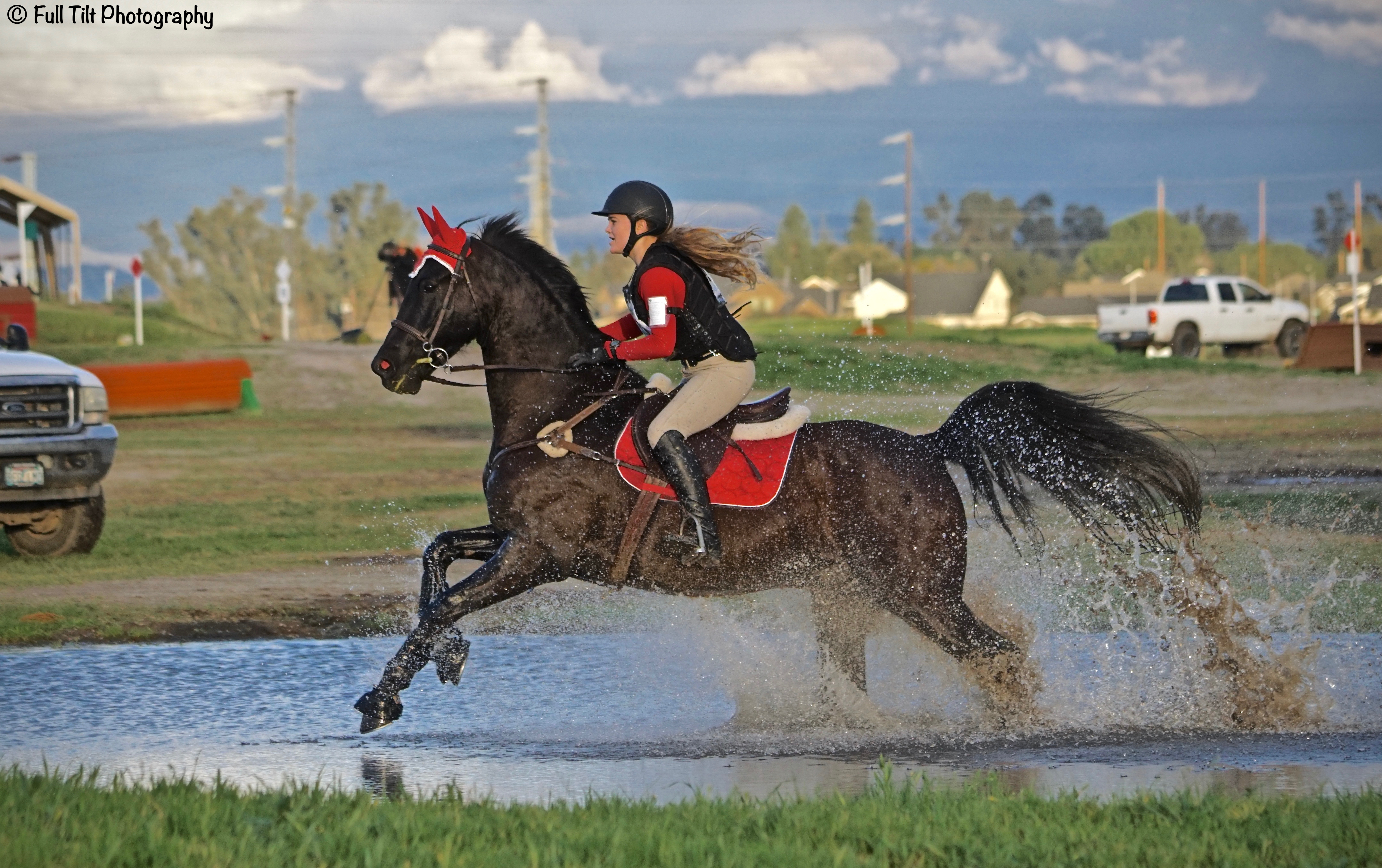 Canter through water | Eventing